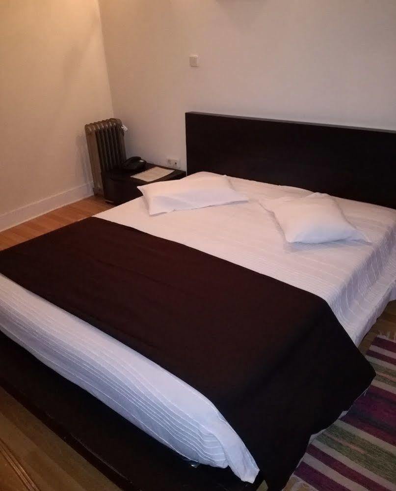 Residencial Marisela Gasthof 2*