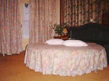 Gasthof Residencial Marisela 2*